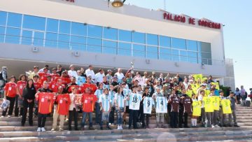 FOTO1-BOLETIN-1239-VMCC-UNIFORMES-810×540-1