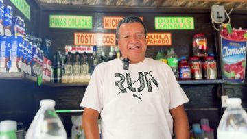 Conoce la historia de Gerardo Hernández y Arturo, comerciantes en estas fiestas.