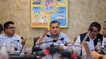 photo_5154770949700782951_x