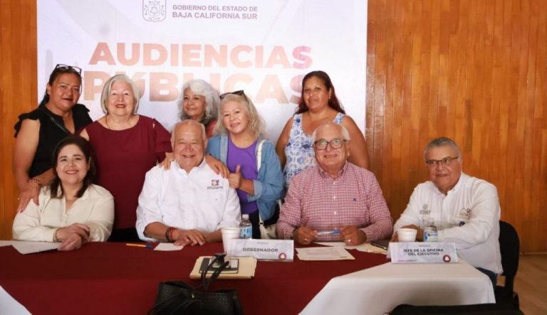 Refuerza gobernador Víctor Castro cercanía con la ciudadanía en audiencias públicas