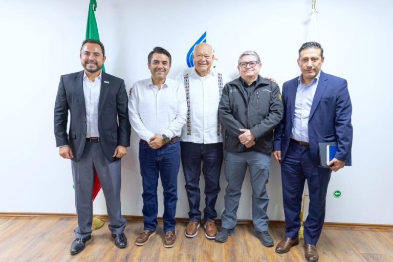 Gobernador VMCC impulsa proyectos estratégicos de infraestructura y agua para Baja California Sur