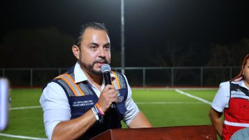 ALCALDE INAUGURA MULTIDEPORTIVO LA BOMBONERA CADUAÑO 3