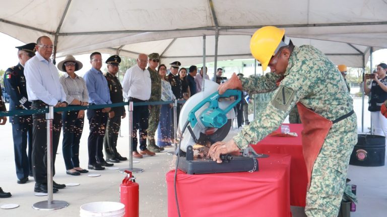 Gobernador participa en ceremonia por el Día Internacional de la Destrucción de Armas de Fuego
