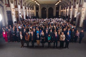 Participa Víctor Castro en reunión nacional; acuerdan agilizar trámites de vivienda y fortalecer IMSS-Bienestar en BCS