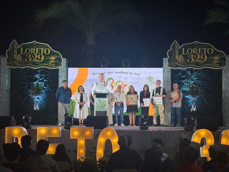 Clausura Gobernador fiestas por el 329 aniversario de Loreto y destaca el legado cultural del municipio
